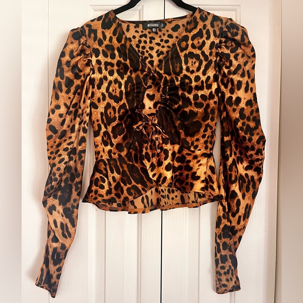Misguided Leopard Print Long Sleeve Top